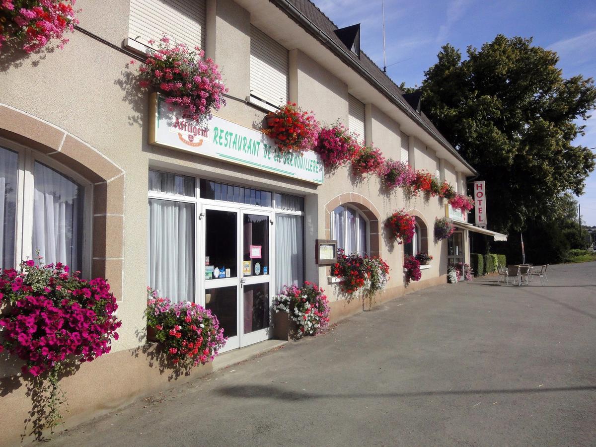 Hotel Restaurant La Grenouillere Vitré Exterior photo